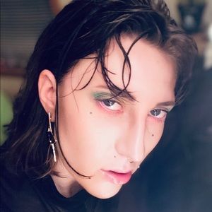 Meet your Posher, Ana